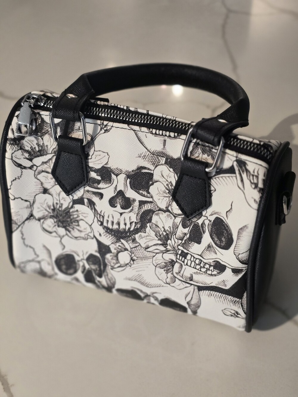 Gothic Floral Skull Barrel Handbag – Monochrome Vintage Sketch Satchel